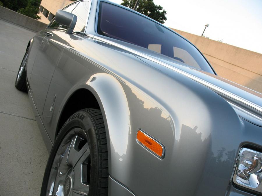  Rolls-Royce Phantom 2007 года  (фото 58 из 102)
